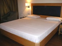 Rukmini Riviera Hotel Hyderabad Luaran gambar