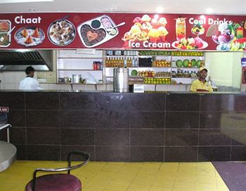 Rukmini Riviera Hotel Hyderabad Luaran gambar